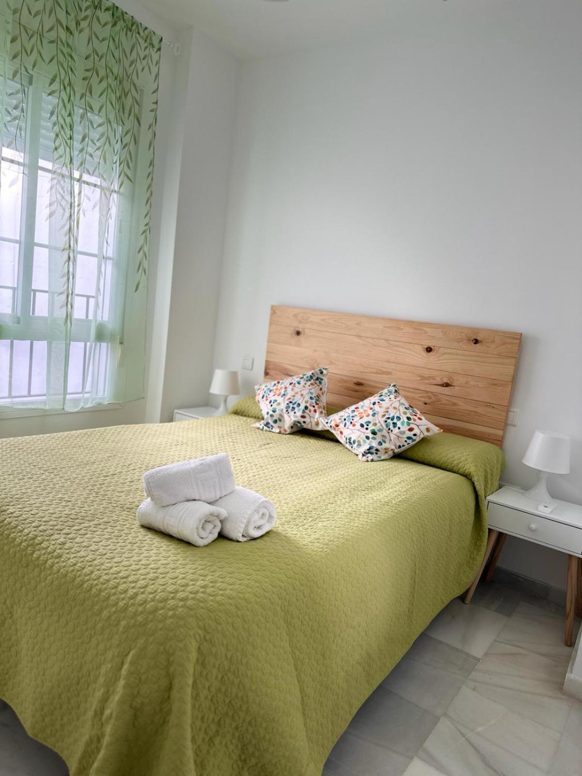 Apartamentos Don Diego La Carihuela Τορρεμολίνος Εξωτερικό φωτογραφία